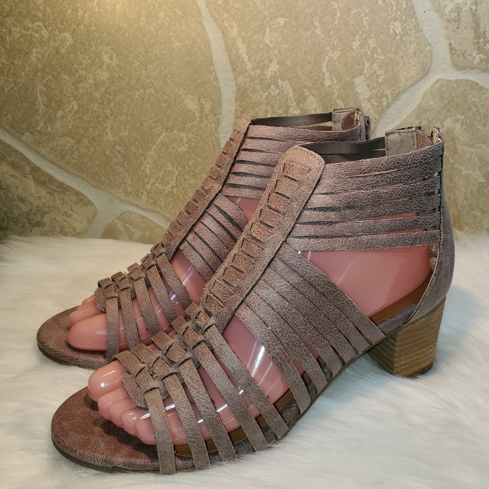WOMENS SHOES HEELS NOT RATED